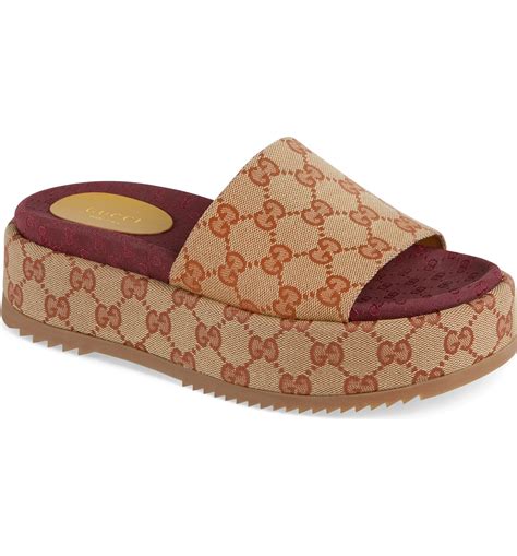 gucci female slippers.